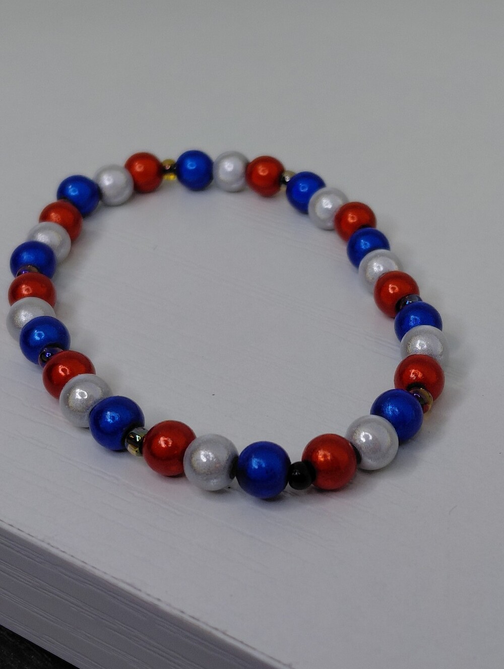 Handmade Red White & Blue Beaded Stretch Bracelet 7 Inches 4th Of July Patriotic - Picture 13 of 14